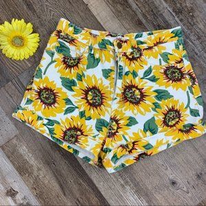 Persun Sunflower High Waisted Denim Cuffed Shorts